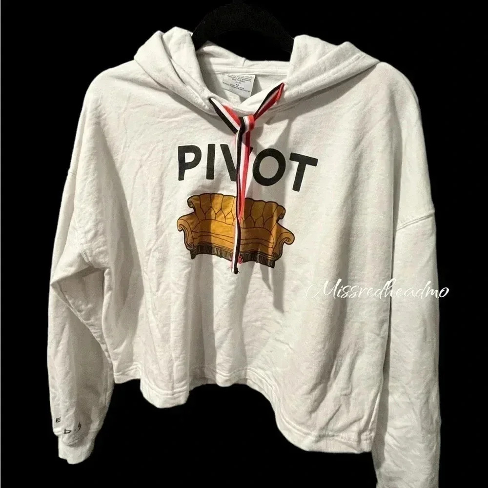 ~Friends~ Sweatshirt - Medium